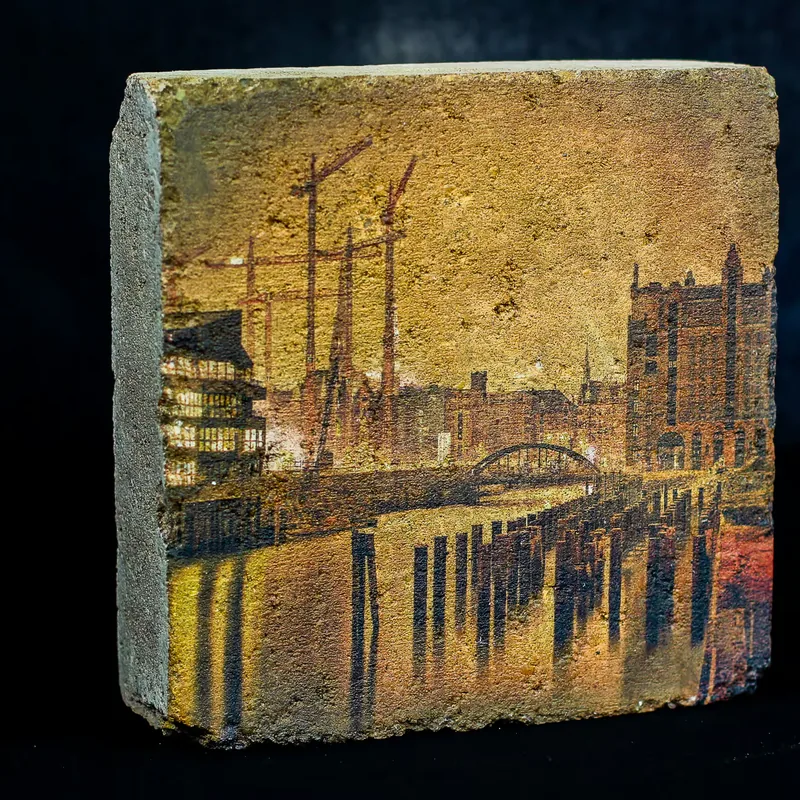 Steindruck auf Mauerstein – Druck auf Stein, Hamburg